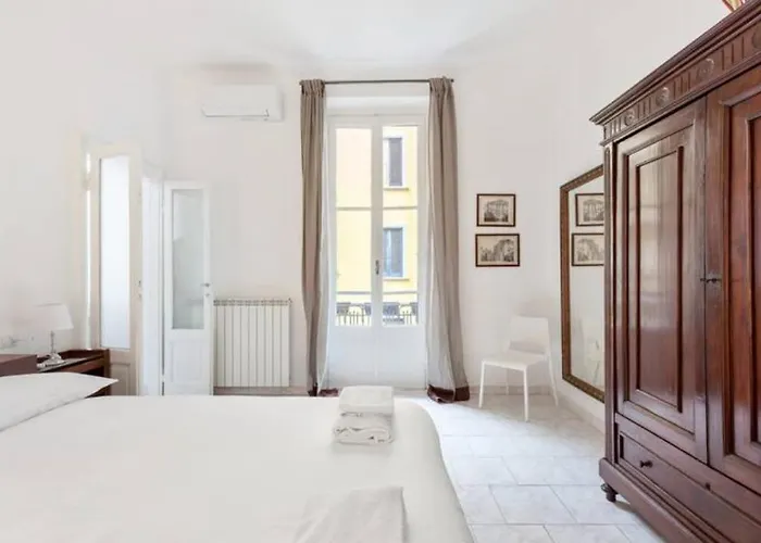 Isola And Zara Comfortable * Milán