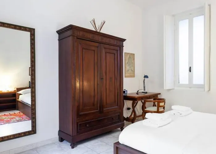 Isola And Zara Comfortable Apartment