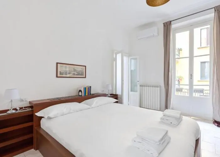 Isola And Zara Comfortable