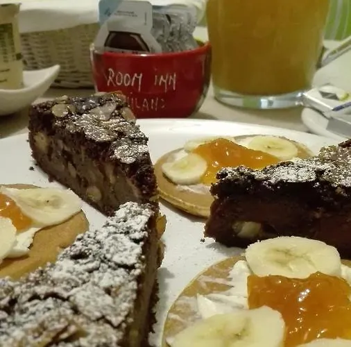 לינה וארוחת בוקר Room Inn