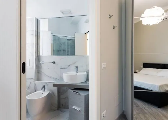 Citta Studi Bright And Stylish Flat With Balcony * ミラノ