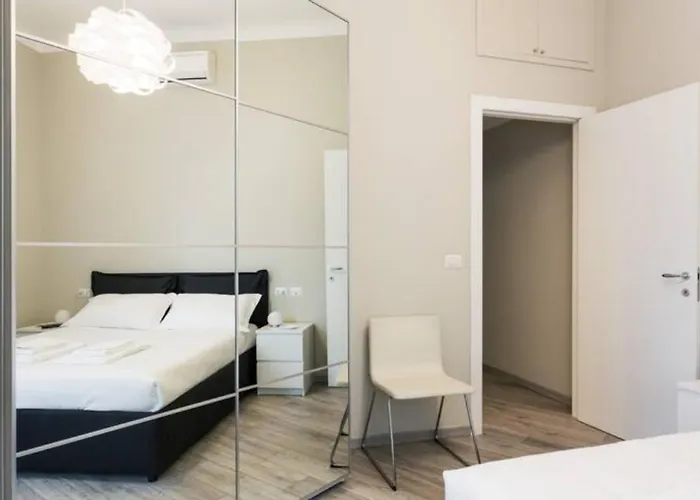Citta Studi Bright And Stylish Flat With Balcony アパート ミラノ