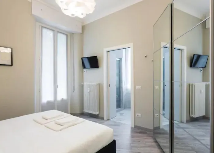 アパート Citta Studi Bright And Stylish Flat With Balcony