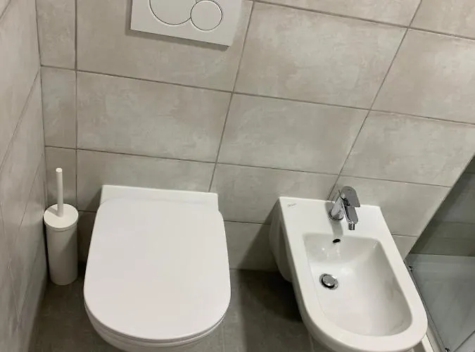 Lägenhet Rafqa San Siro's View Lotto Life De Angeli Fiera With Garden *