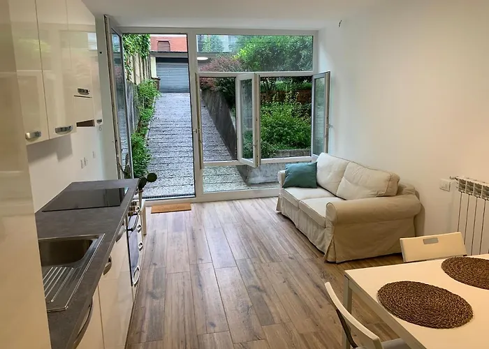 Lägenhet Rafqa San Siro's View Lotto Life De Angeli Fiera With Garden *