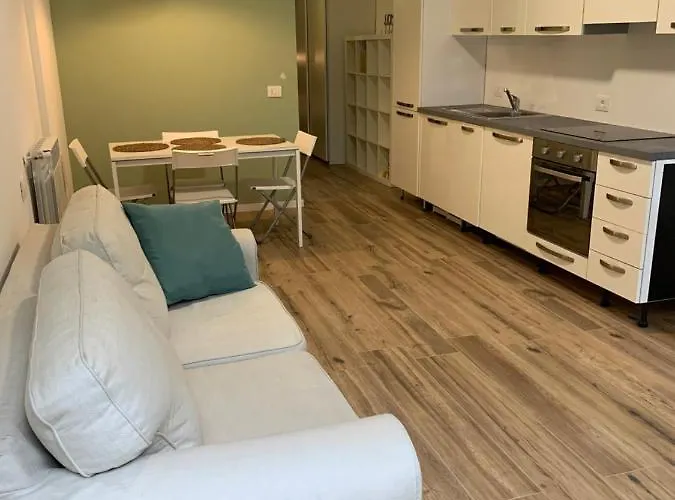 Rafqa San Siro's View Lotto Life De Angeli Fiera With Garden Lägenhet