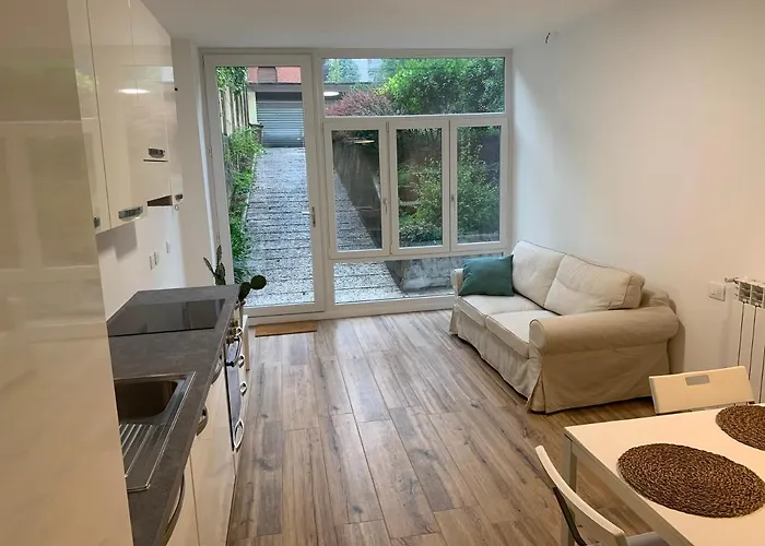 Apartment Rafqa San Siro's View Lotto Life De Angeli Fiera With Garden