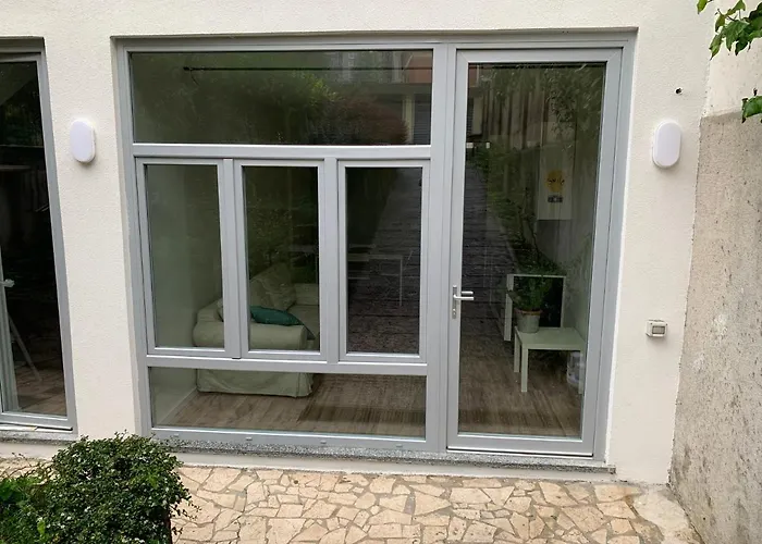 Rafqa San Siro's View Lotto Life De Angeli Fiera With Garden Lägenhet *