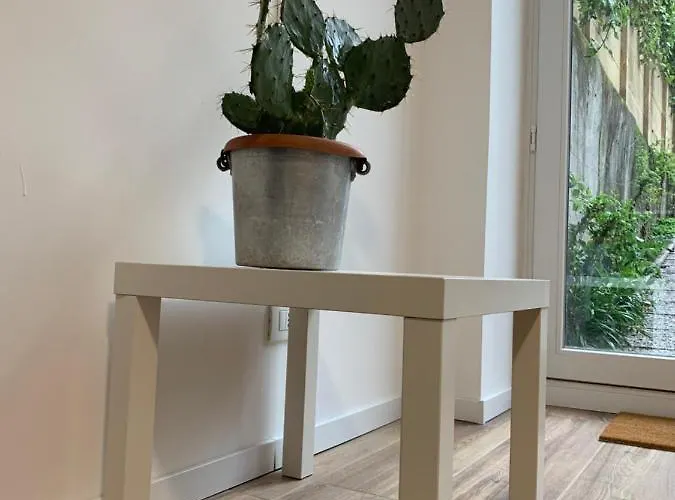 Lägenhet Rafqa San Siro's View Lotto Life De Angeli Fiera With Garden