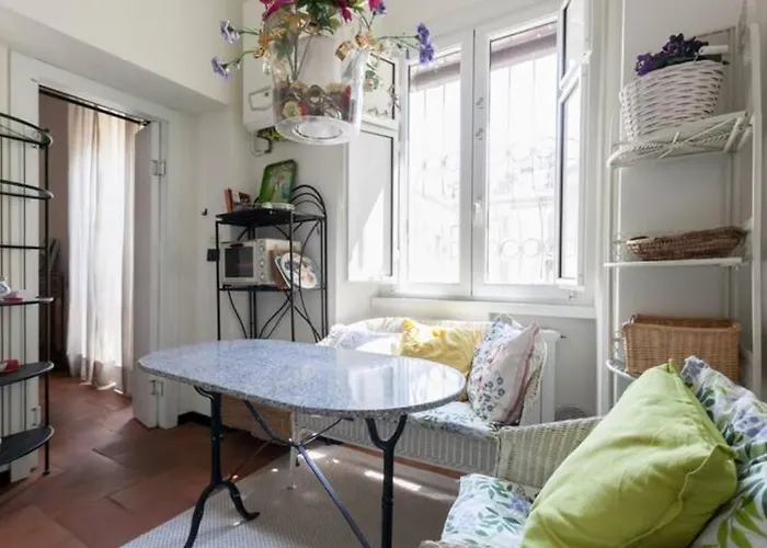 Guesthost - Porta Ticinese Balcony Apartmán Milán