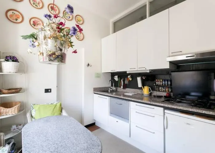 Apartment Guesthost - Porta Ticinese Balcony