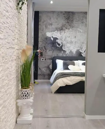 Center Porta Romana Couette-café