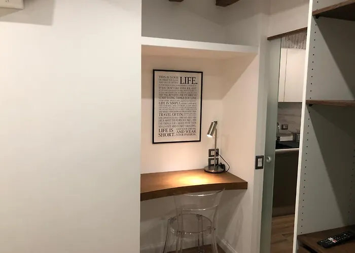 Elegant In Center Milano