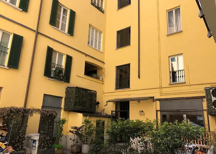 Elegant In Center Daire Milano