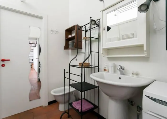 Apartment Guesthost - Porta Ticinese Balcony