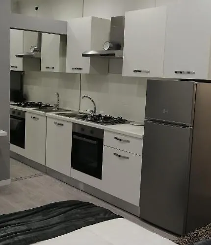 Center Porta Romana 3*