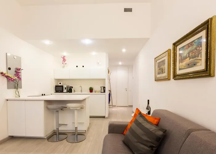 Queen Of Brera - San Marco 1 아파트 *