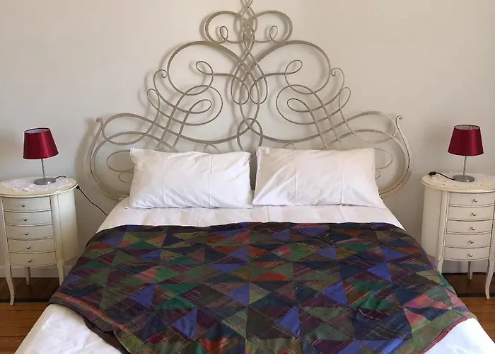 Sant'ambrogio With Charme Apartment