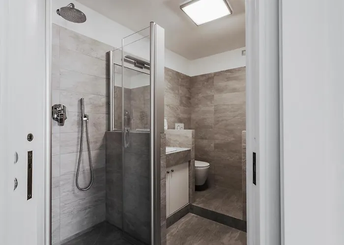 Apartment Hostmate - - Vicolo Fiori - Brera *