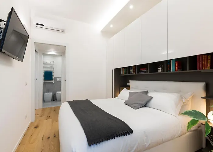 House San Cristoforo M4 *