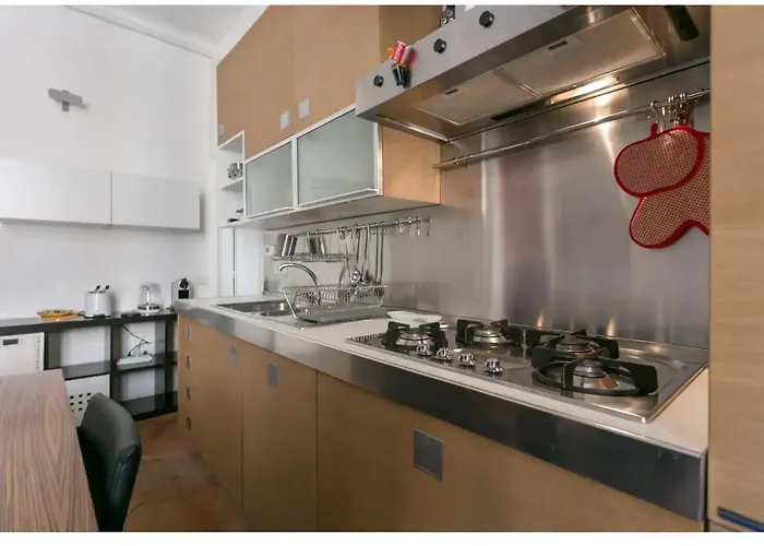 Appartamento Splendido Bilocale In Via Orti - A Pochi Metri Dal Policlinico *