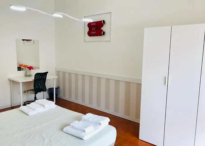 Spacious Near Centrale-loreto-duomo