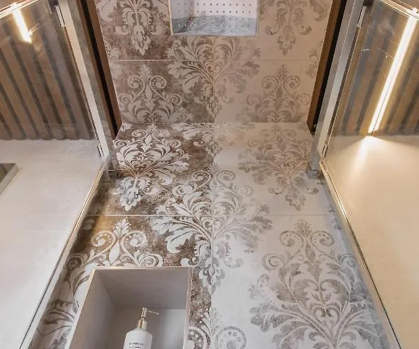 Enjoy Duomo - Flavio Baracchini 9 - 4*