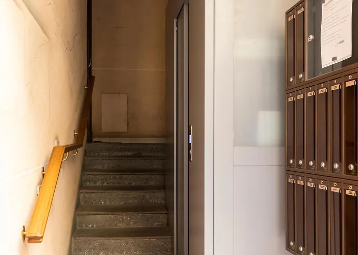 Colorful Porta Romana アパート *