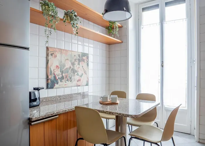Two-bedroom Near Corso Indipendenza Appartamento *