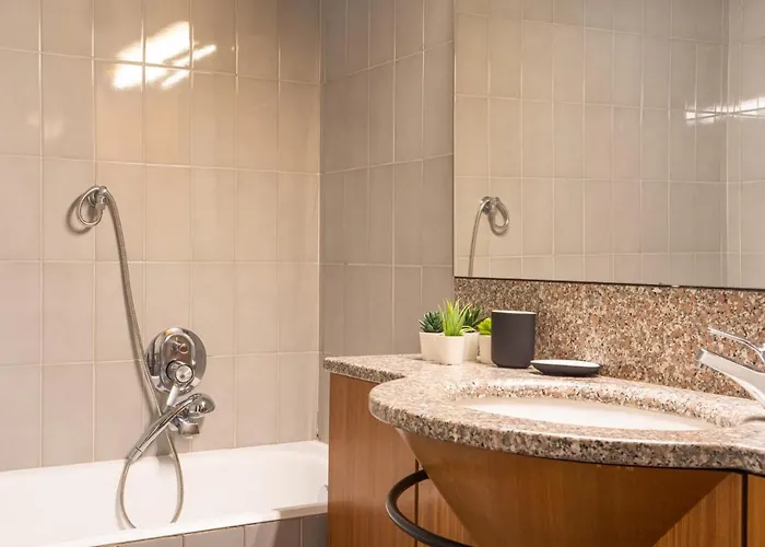 Two-bedroom Near Corso Indipendenza Appartamento Milano