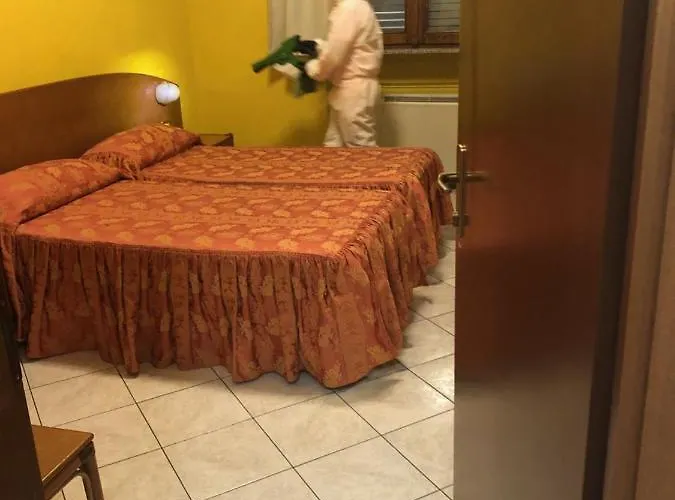 Otel La Caravella 2*