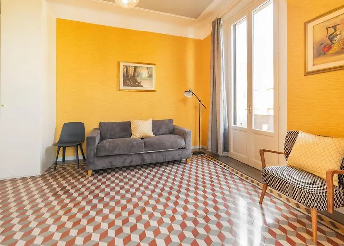 Guesthost - Isola District & Istria M5 Apt!