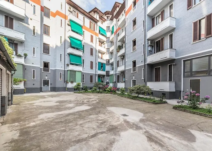 Guesthost - Isola District & Istria M5 Apt! 公寓 米兰