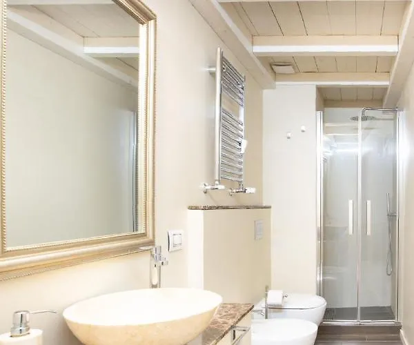 San Gregorio Luxury Master Guest Milan