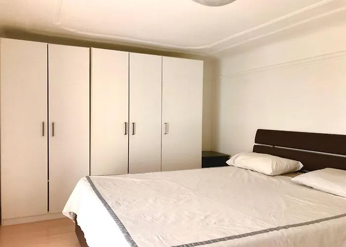 Kibilu - Via Caldara - Ospedale Policlinico - Porta Romana *