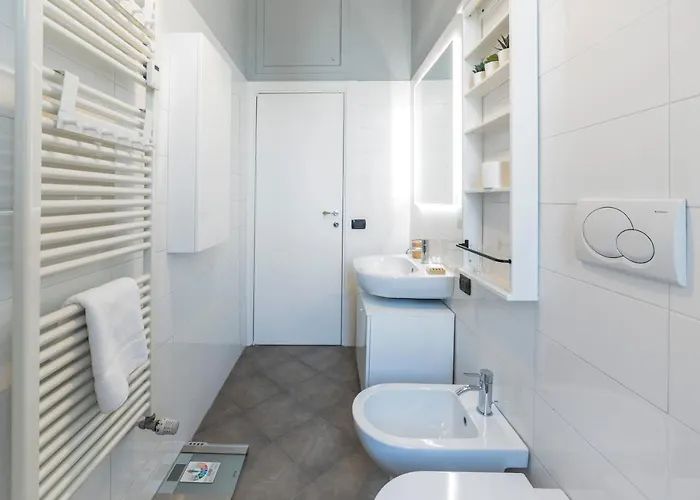 Guesthost - Isola District & Istria M5 Apt! Apartament