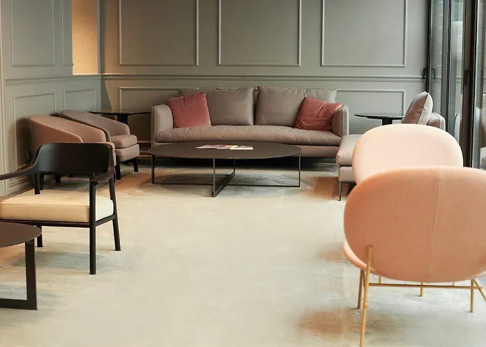 Отель Worldhotel Casati 18