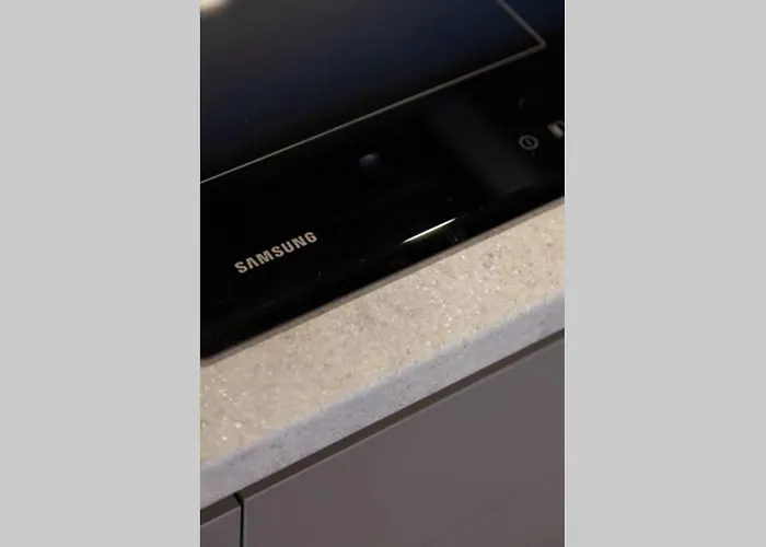 Lazzi - A.c. - Wi-fi - Flexyrent * Milán