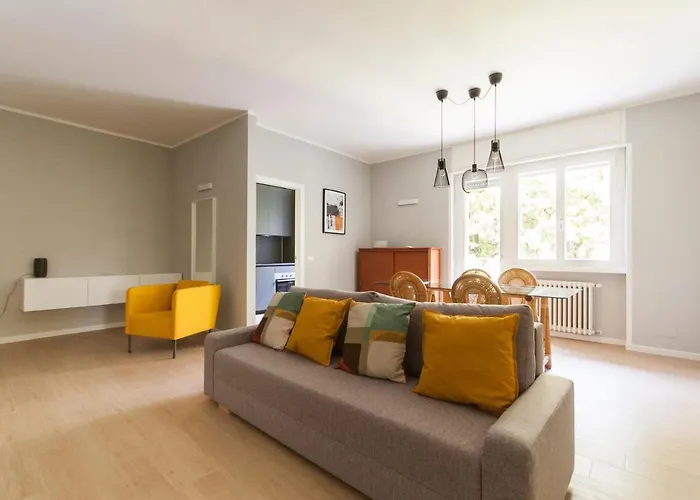 Youhosty - Solari 43 Milano