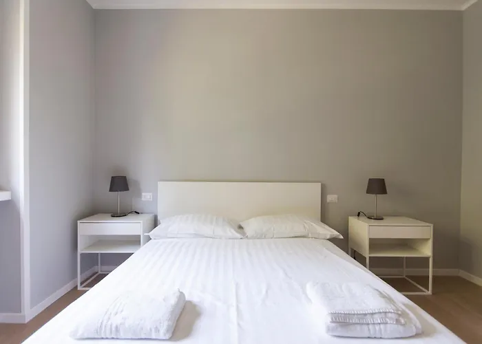 Youhosty - Solari 43 Lägenhet Milano