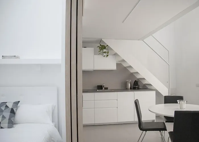 Brand New Ortiquattro Apartment