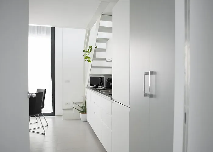 Brand New Ortiquattro Apartment *