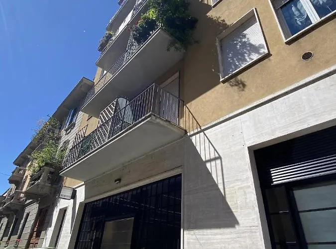 Bright & Spacious Near Navigli - Ponti Apartmán *