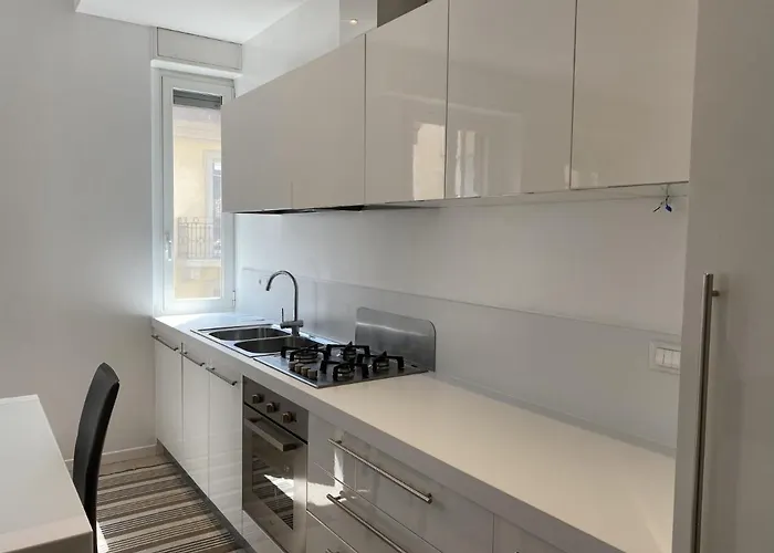 Bright & Spacious Near Navigli - Ponti Apartmán *