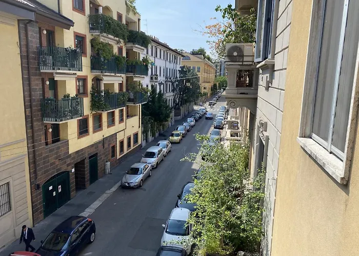 Bright & Spacious Near Navigli - Ponti Apartmán