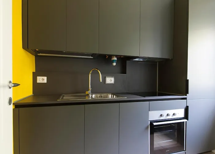 Youhosty - Solari 43 *