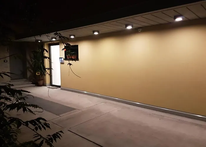 Brand New Ortiquattro מילאנו