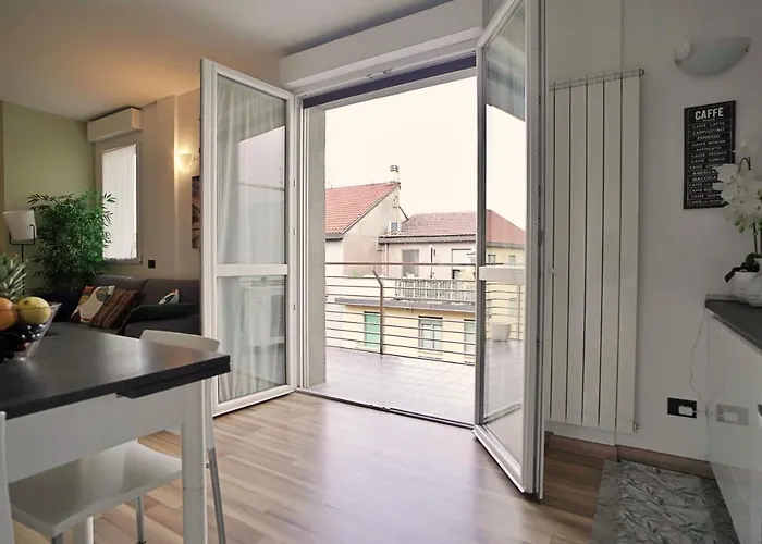 Rentopolis - Palazzo Candiani Apartment