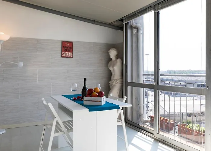 La Veranda - Bright Floor With Views Of The Madonnina