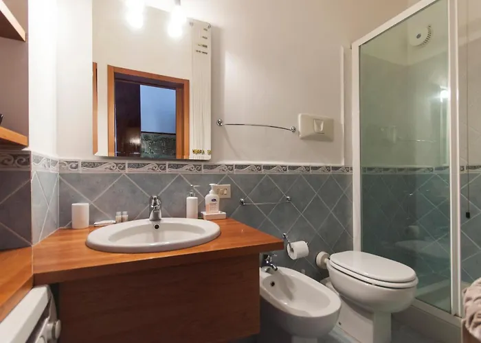 De Angeli Cozy Apartment- Youhosty